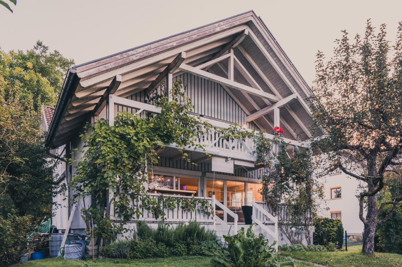 Armonia Altach, 2-6 P, 2 Schlafzimmer, Kueche, Parkplatz, Balkon, Wifi, Garten, Stellplatz Fuer Ski Luaran gambar
